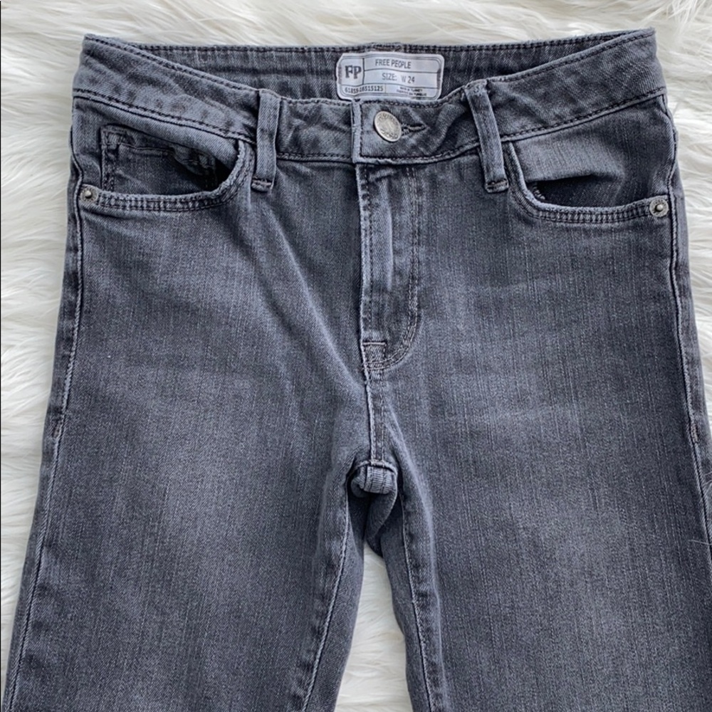 Free People | Straight Cropped Jeans - Picture 4 of 8